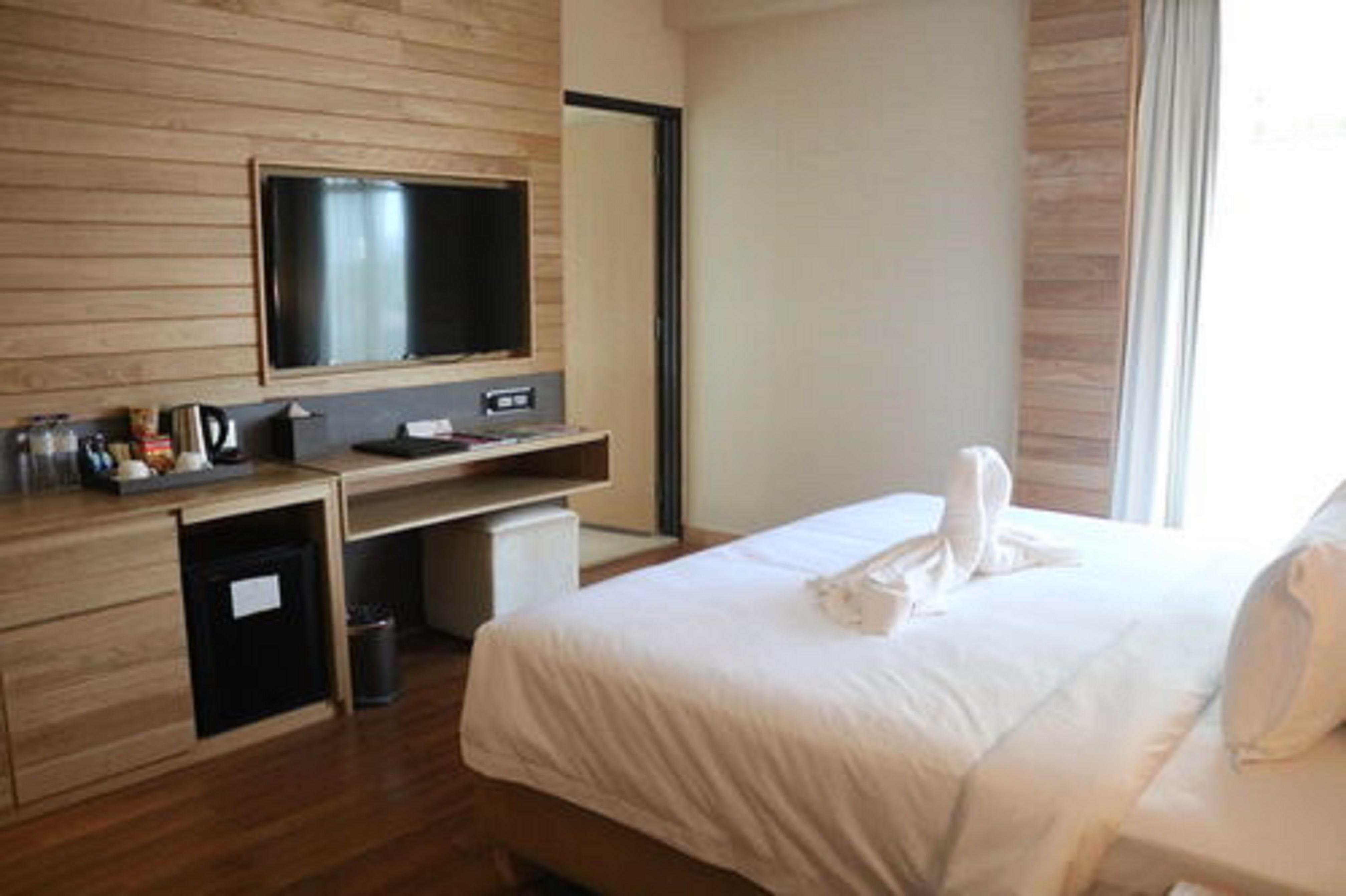 Vouk Hotel Suites, Penang George Town Exterior foto