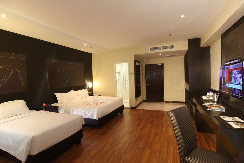 Vouk Hotel Suites, Penang George Town Exterior foto